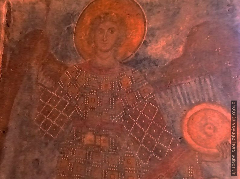 Fresque d'un archange dans l'église Odigitria. Photo © André M. Winter