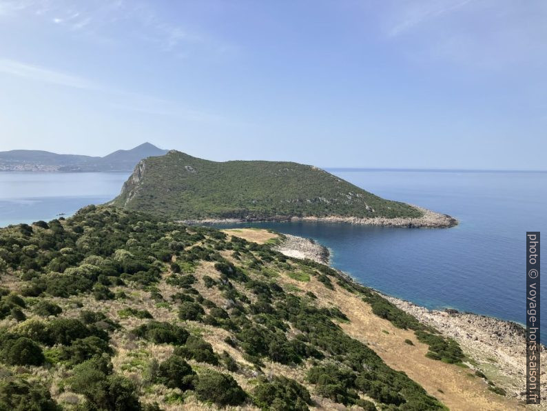 L'île de Sfaktiria. Photo © Alex Medwedeff