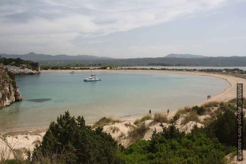 Baie de Voidokilia. Photo © Alex Medwedeff