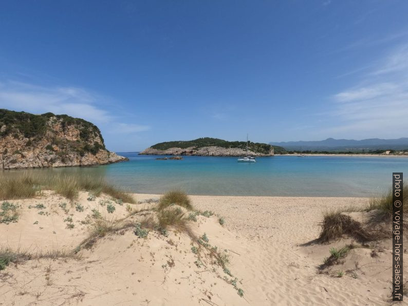 Plage de Voidokilia. Photo © André M. Winter