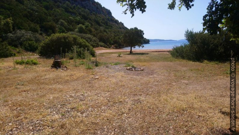 Plage de Marathiás. Photo © André M. Winter