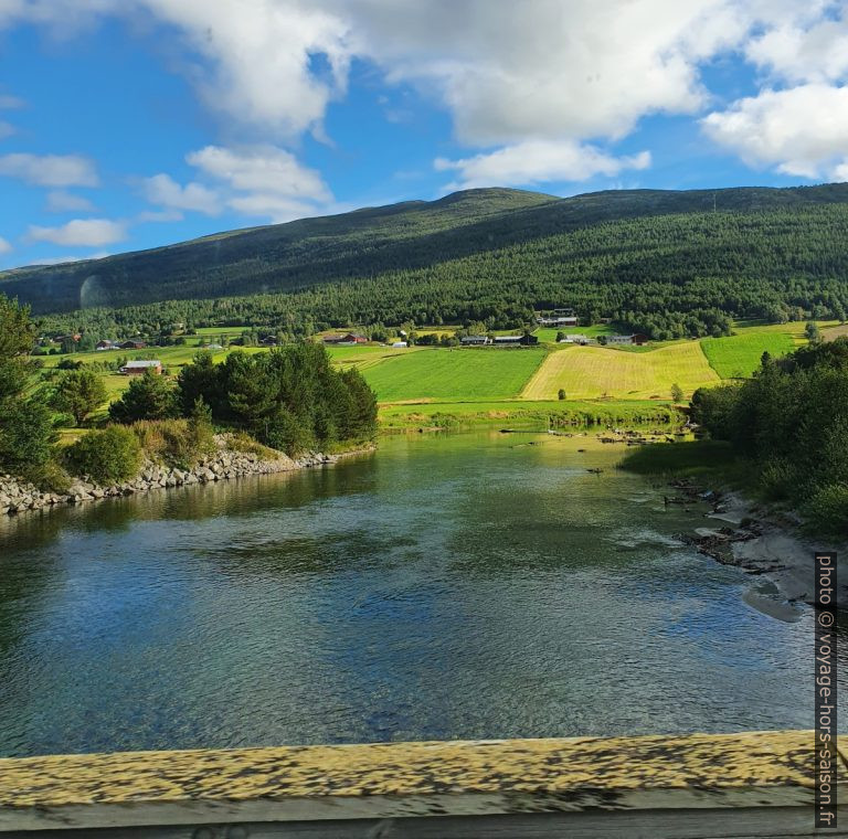 Recherche d&rsquo;un emplacement dans la vallée de la Lora entre Dombås et Åndalsnes