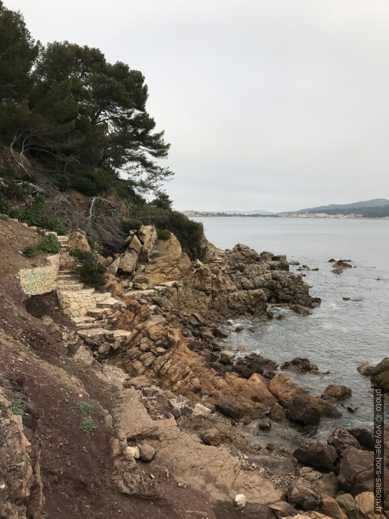 Sentier du littoral entre la Verne et la Vernette
