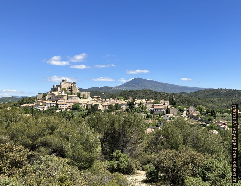 Le Barroux avec son château
